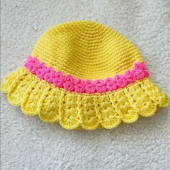 Baby hat - Picture 1 of 2